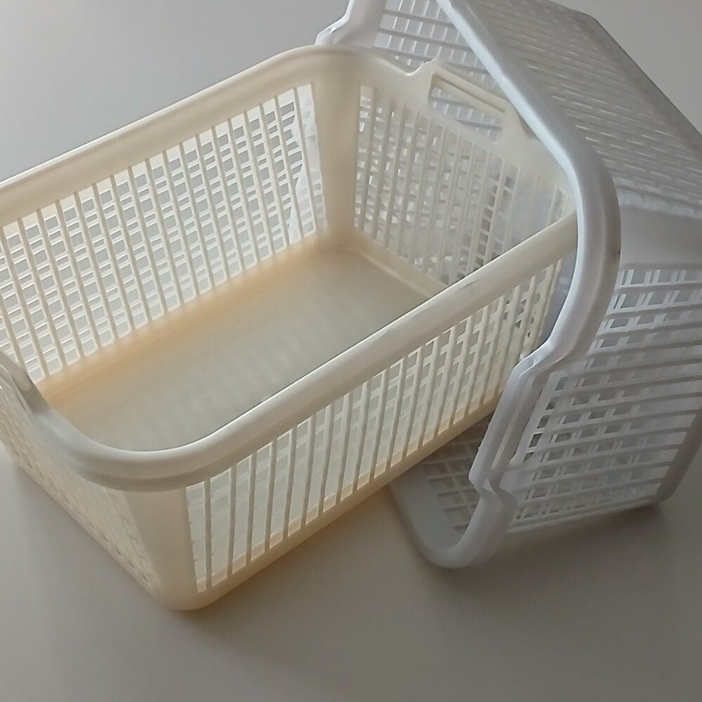 Plastic Cream and Pearl Storage Baskets - set of (4) - Picture 3 of 5